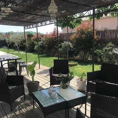 Villa Coeurs fidèles Vallon-Pont-dʼArc Esterno foto